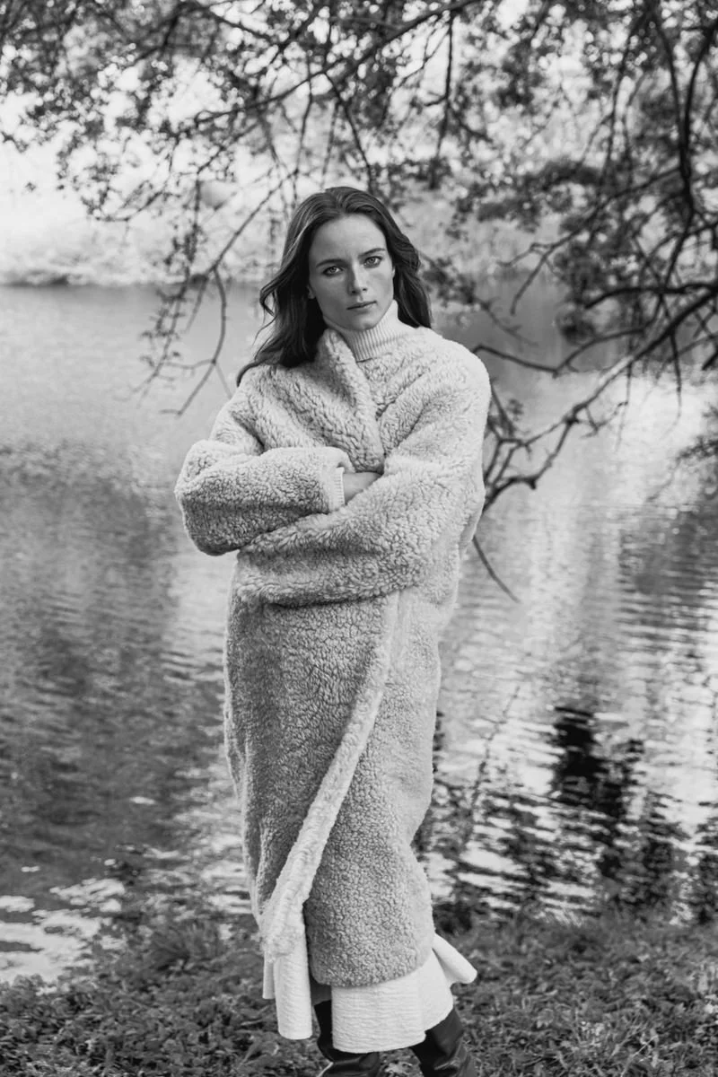 Anna de Rijt by Marco van Rijt for Vogue Poland November 2021